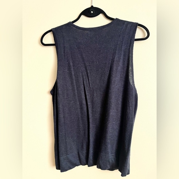 3 sweater vests in excellent condition! - Picture 12 of 12